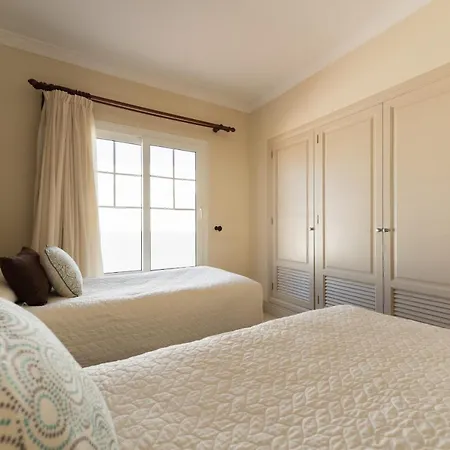 Puerto Del Carmen Sleeps 6 Pool Air Con Wifi * Puerto del Carmen (Lanzarote)