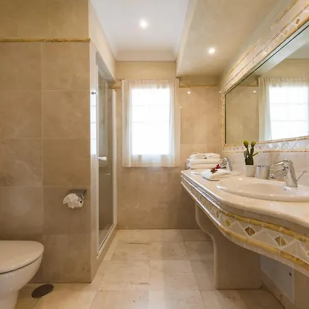 Willa Puerto Del Carmen Sleeps 6 Pool Air Con Wifi *