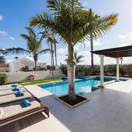 Puerto Del Carmen Sleeps 6 Pool Air Con Wifi Willa Puerto del Carmen (Lanzarote)